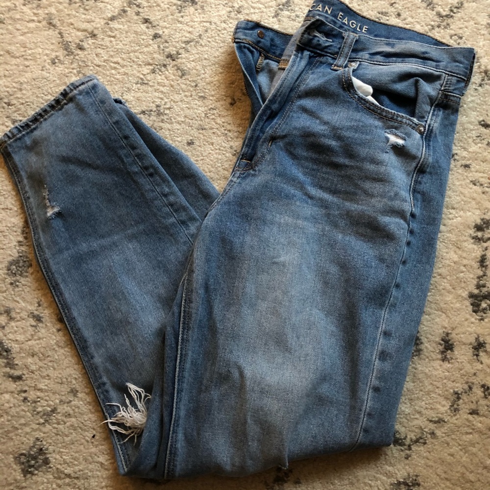 American Eagle mom jeans
